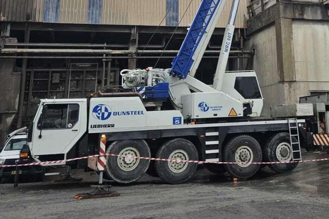 Liebherr LTM1080 80t crane