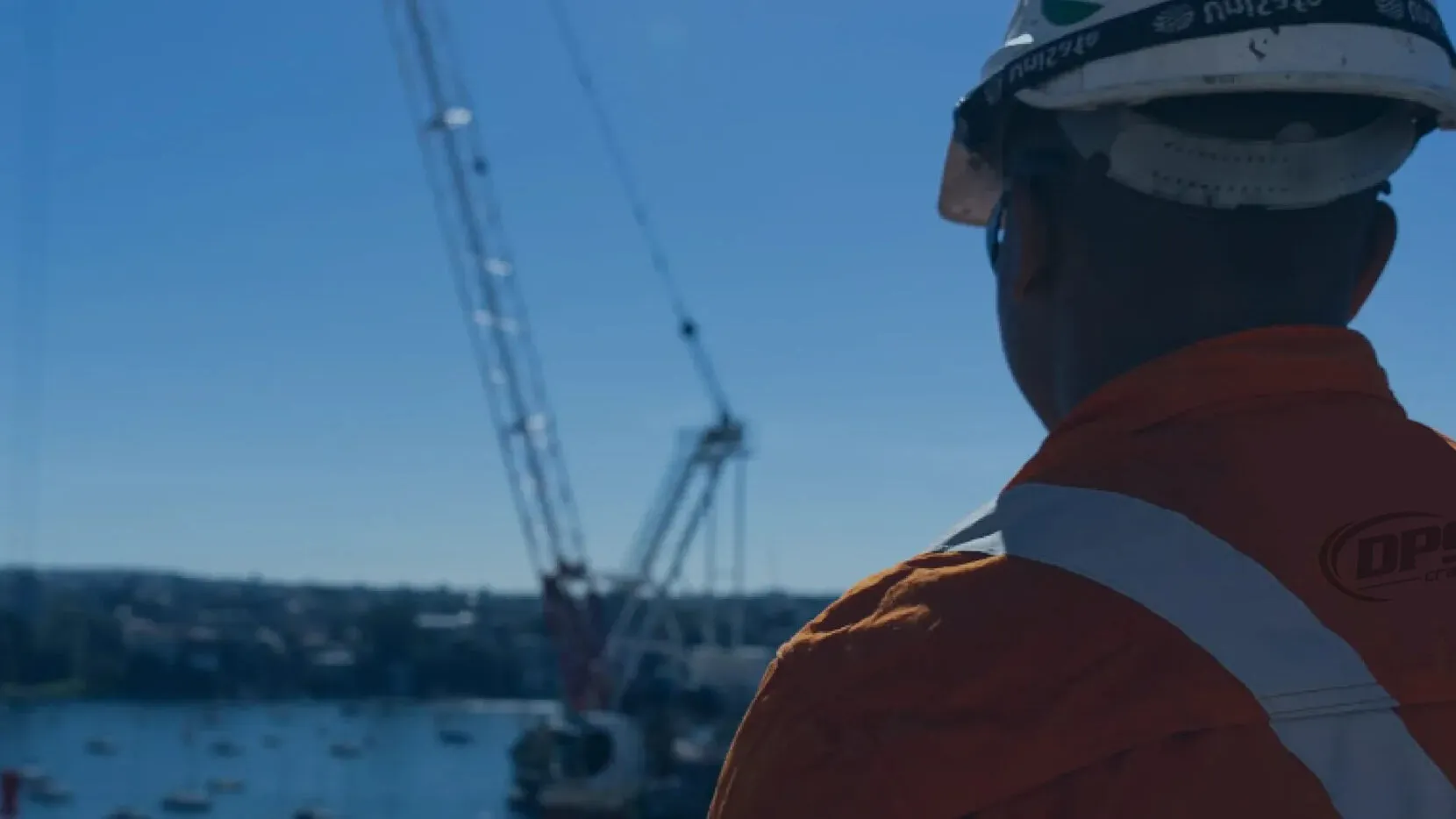 Mobile Crane Hire for Residential Construction Projects: What You Should Know