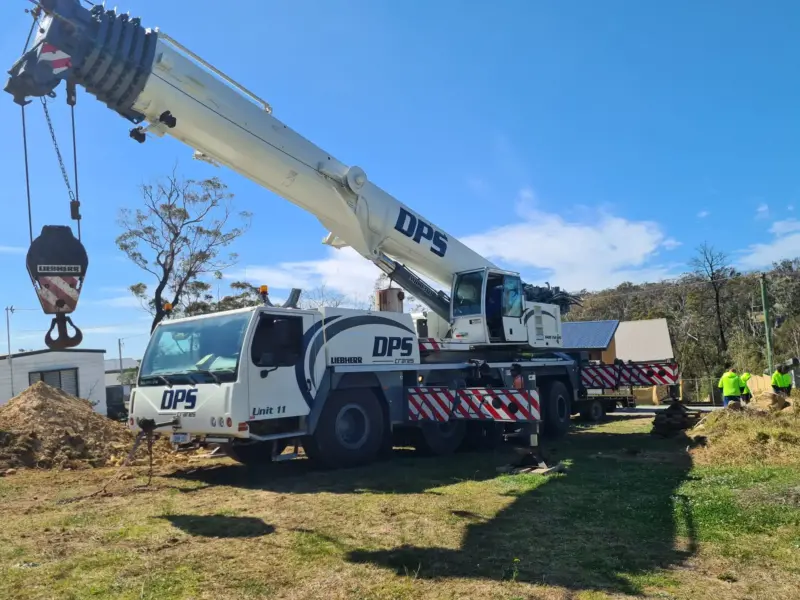 Liebherr heavy crane highlands hire.